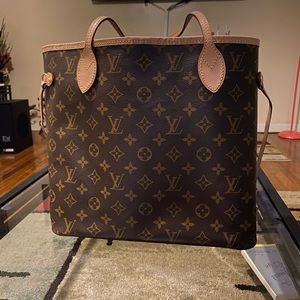 Louis Vuitton Neverfull MM